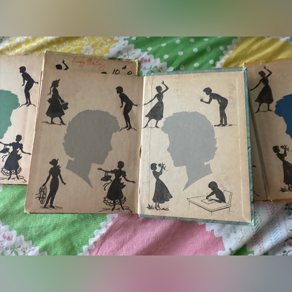 Set of 3 Walt Disney’s Annette Books - Picture 6 of 14